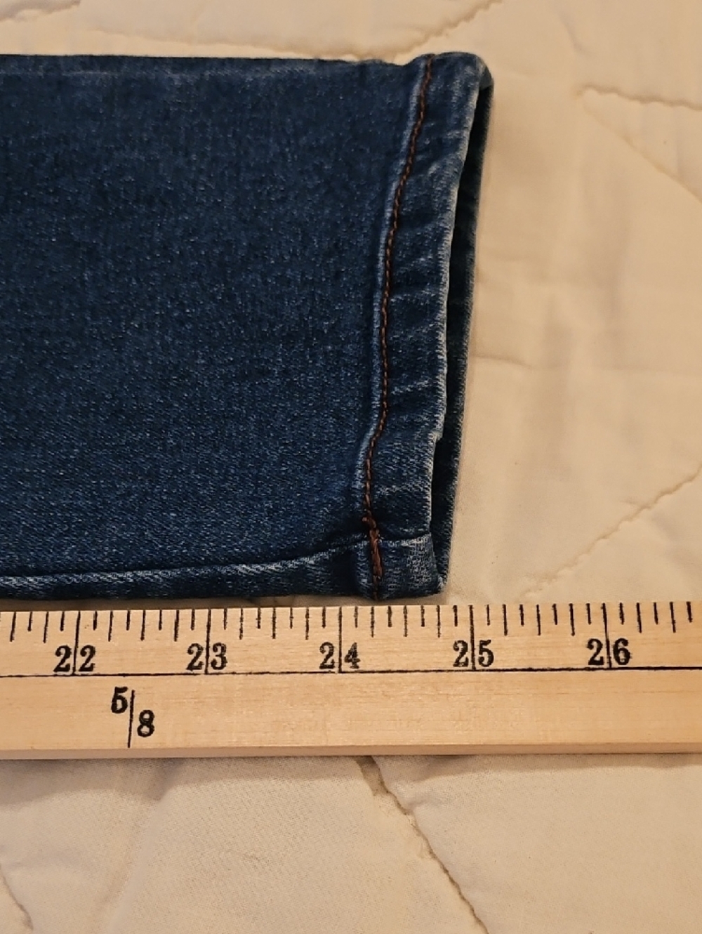 Sandpiper Petite - Embroidered Leaf & Swirl  Design Jeans - Size 8 P - Picture 6 of 10